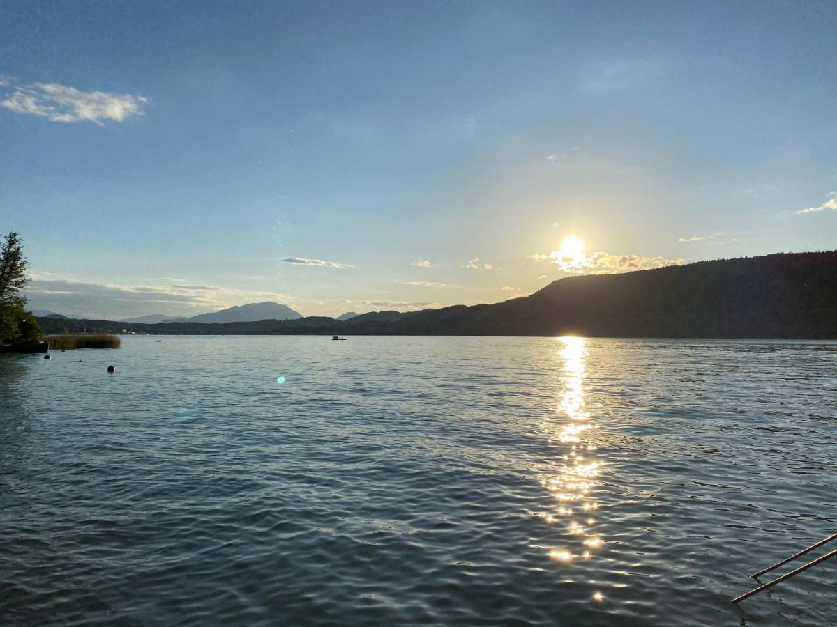 Adria Villa Apartment Velden am Worthersee Bagian luar foto